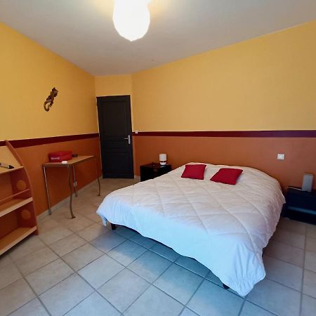 Villa De La Croix De La Main Veyrignac Esterno foto